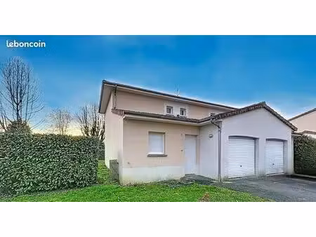maison avec 3 chambres