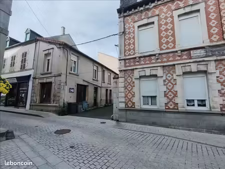 immeuble 631 m² evaux les bains