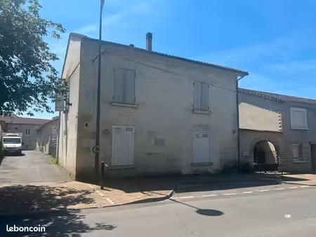 appartement rdc (proche vesuna)