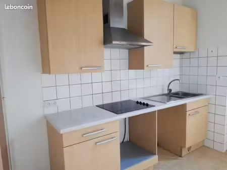 besancon location appartement grand t3 centre boucle 750 e hc