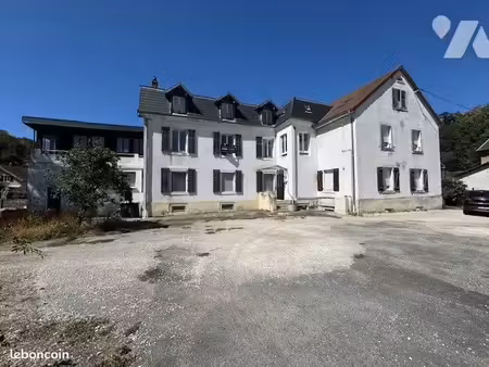 immeuble 360 m² herimoncourt
