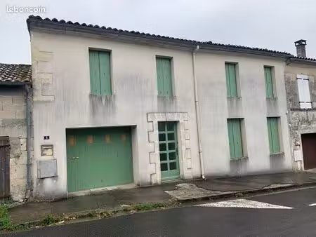 maison de ville archiac