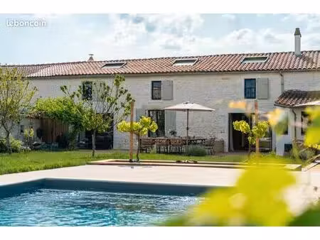 maison de maître d'exception – entre patrimoine  océan et art de vivre aux portes de la ro