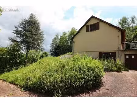 maison 11 pièces 209 m²
