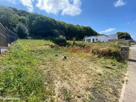 terrain constructible viabilisé 664 m² vue dégagée – le juch