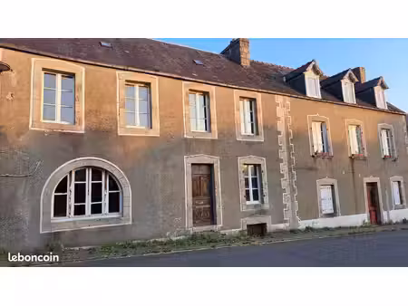 maison 8 pièces 313 m²