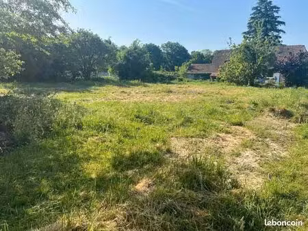 terrain 860 m² viabilisé proche houdan