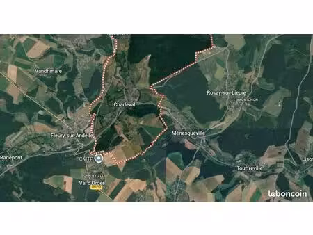 terrain 1 500 m² charleval