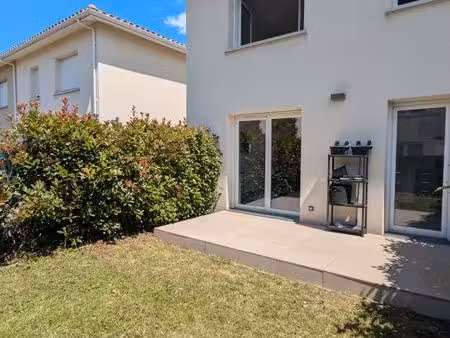 villa 4 pièces 78 80 m²