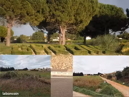 terrain 215 m² garons