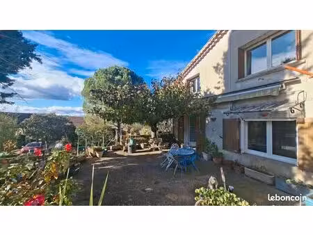 à vendre - maison de 160 m² avec 5 chambres  hangar et abris voitures à brouzet-lès-alès