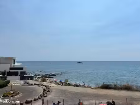 cap d’agde – appartement vue mer – résidence avec piscine