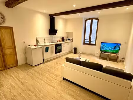 t2 en plein cœur de bédarieux – 45 m²
