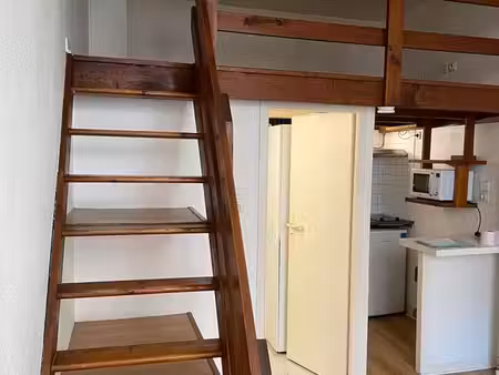 studio quartier victoire bordeaux