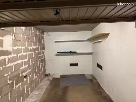 garage frontignan plage