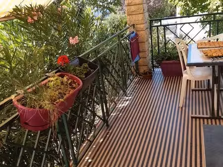 belle maison d'architecte t4  115m2 plus grand garage  jardin  terrasse  parking
