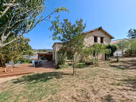 maison en pierre de charme – 165 m² – 4 chambres – proche branne / libourne