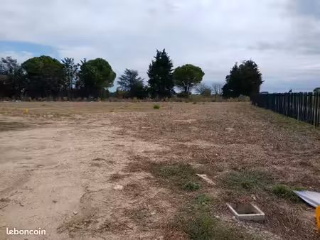 terrain 245 m² marsillargues