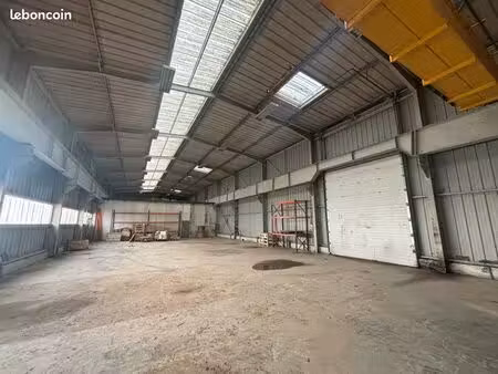 hangar a louer