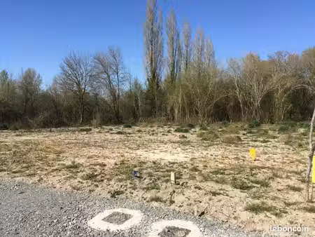 terrain 867 m² cavignac