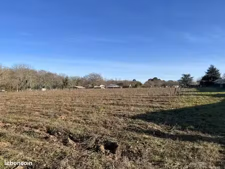 terrain 460 m² castres gironde