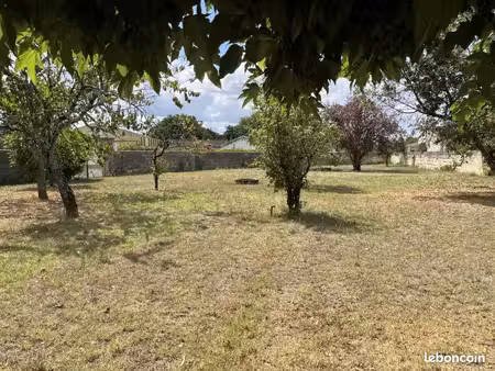 terrain 820 m² cissac medoc