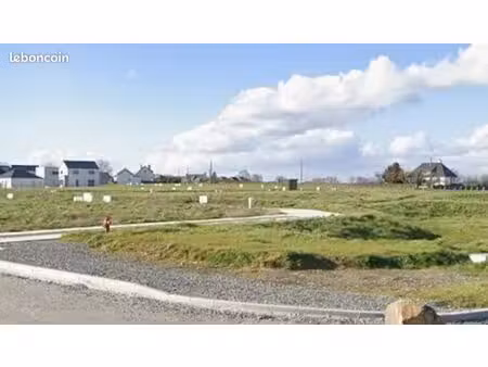 terrain à bâtir de 335 m² à brece (35)