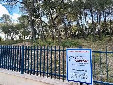 terrain 304 m² montbazin