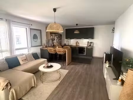 neuf - t2 50m²  loggia et parking privé - sans vis-à-vis