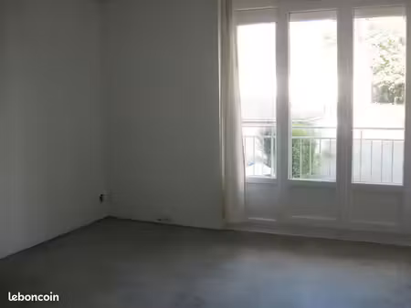 tours la riche appartement proche botanique