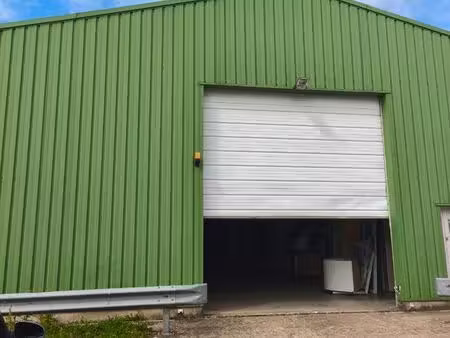 local commercial à louer