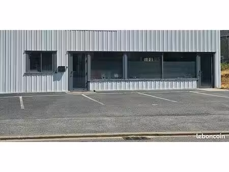 local commercial 123 m2