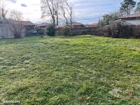 terrain 702 m² audenge
