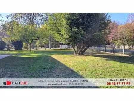 terrain à bâtir de 700 m² à saint-aubin-de-medoc (33)