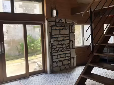 coup de cœur maison de caractère rénovée – 138 m² – cour – dépendances 150 m2