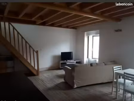 appartement t3 de 64 m2 en duplex