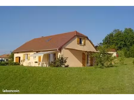 : maison familiale meublée 106 m² à menotey (39290) – 3 ch – grand terrain & vue panoramiq
