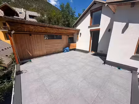 vente maison 4 pièces 91 m² briançon (05100)