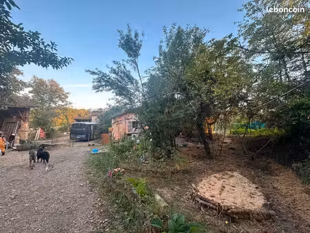 corps de ferme avec habitats legers