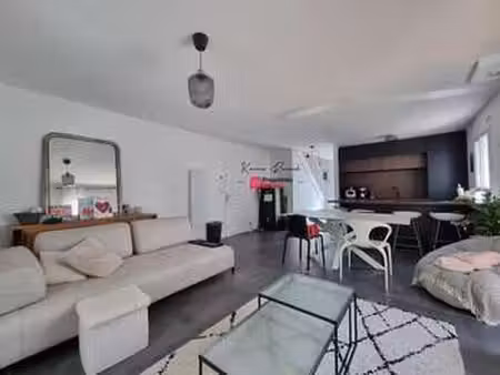 vente maison à la roche-sur-yon la vergne (85000) : à vendre / 88m² la roche-sur-yon la ve