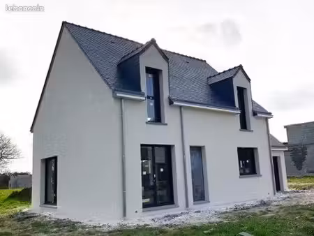 maison 6 pièces 105 m²