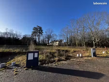 terrain 236 m² guichen