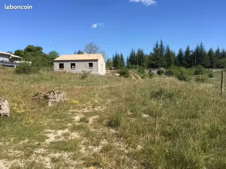 terrain 2 354 m² le caylar
