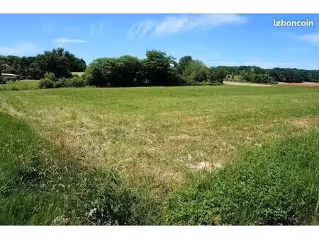 terrain à bâtir de 430 m² à salles (33)