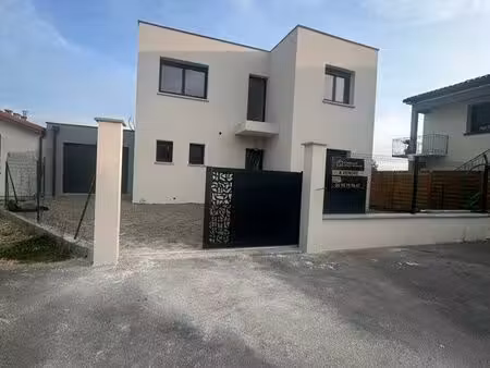 maison familiale de 145 m² avec piscine – frais de notaire réduits