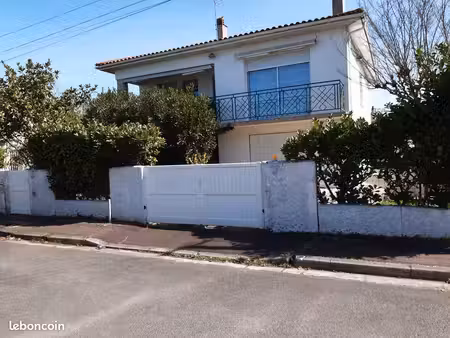 bel appartement 88m2 plus grand garage 35m2  jardin  parking sur parcelle de 230m2