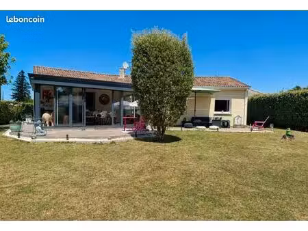 maison familiale avec studio indépendant