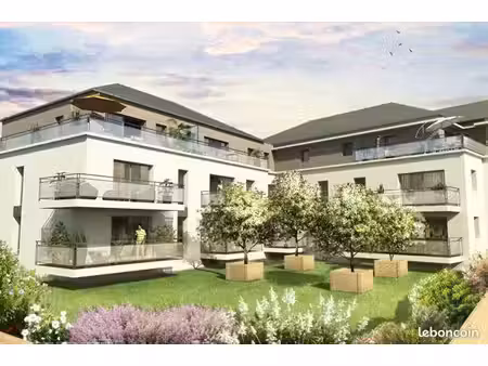 t3 balcon sud chambres au nord 1 place pk