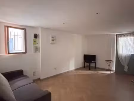 studio meublé 22m2 - écusson  cœur de montpellier