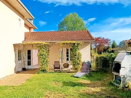 maison 61 m² - terrain 255 m² - 2 chambres - soustons centre